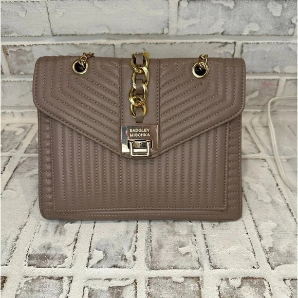 Badgley Mischka Quilted Crossbody Shoulder Gold Chain Buckle Taupe Bag - Picture 2 of 16